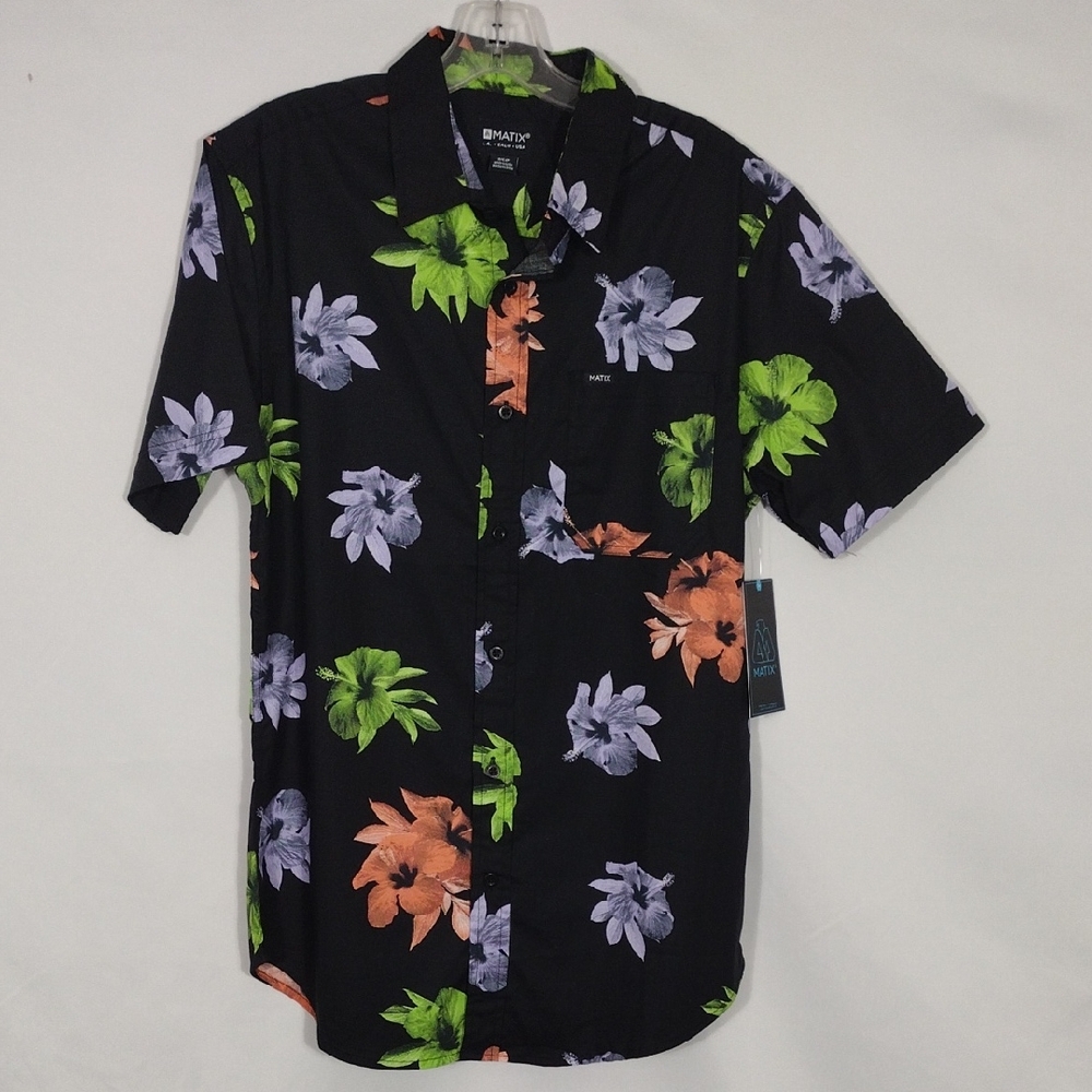 NWT Matix Men's Black Water Based Floral Short Sleeve Button Down Size Small